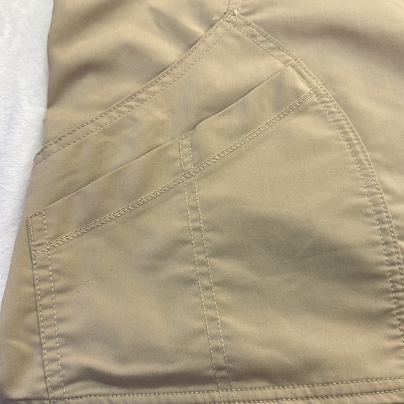 Scrubstar Khaki Womens V-Neck Scrub Top Polyester/Rayon/Spandex Size 3XL - Picture 7 of 8